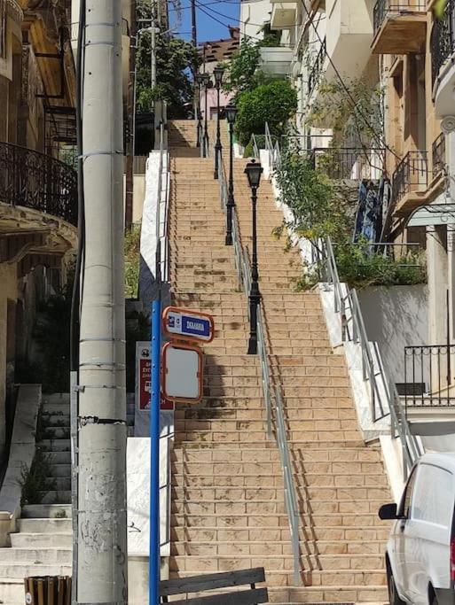 Lovely,Central, Spacious 2-Bedrooms Apartment Piraeus Luaran gambar